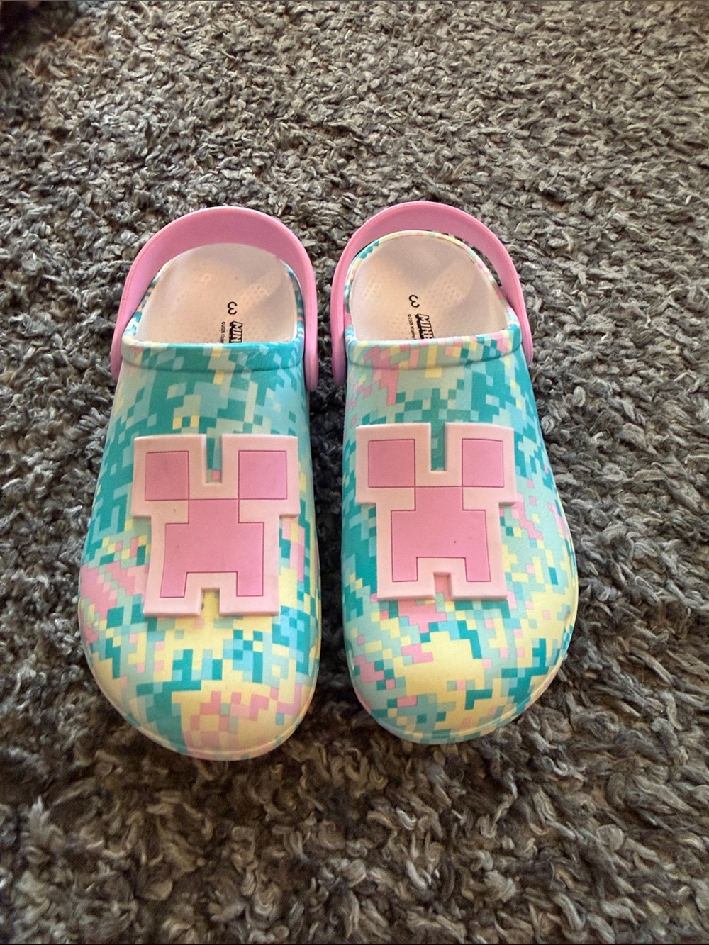 Minecraft Crocs - Picture 2 of 7